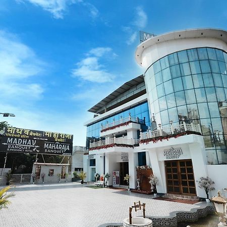 Madhav Residency Hotel & Banquet, Kalyan, Mumbai Exterior photo